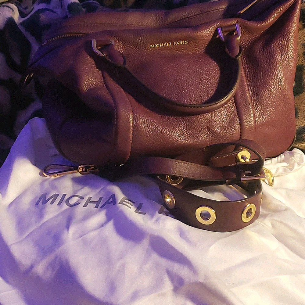 Michael Kors Raven satchel